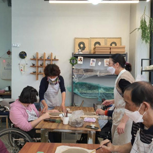 2021년 10월 21일 도자기 체험 진행